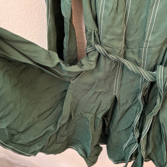 Tularosa NICOLE LONG SLEEVE MINI DRESS sycamore green - Picture 8 of 12